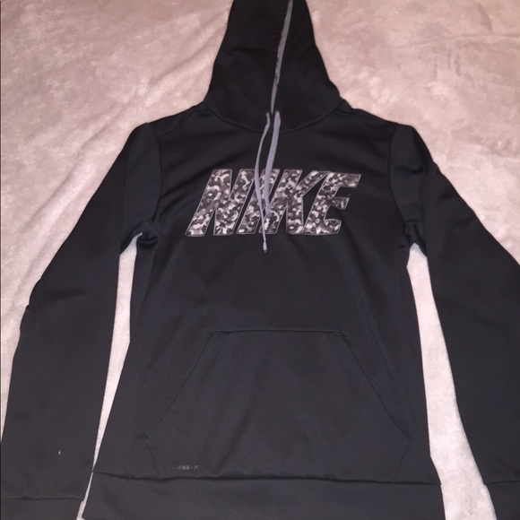 Nike Other - 🖤 Nike Black Therma-Fit Hoodie